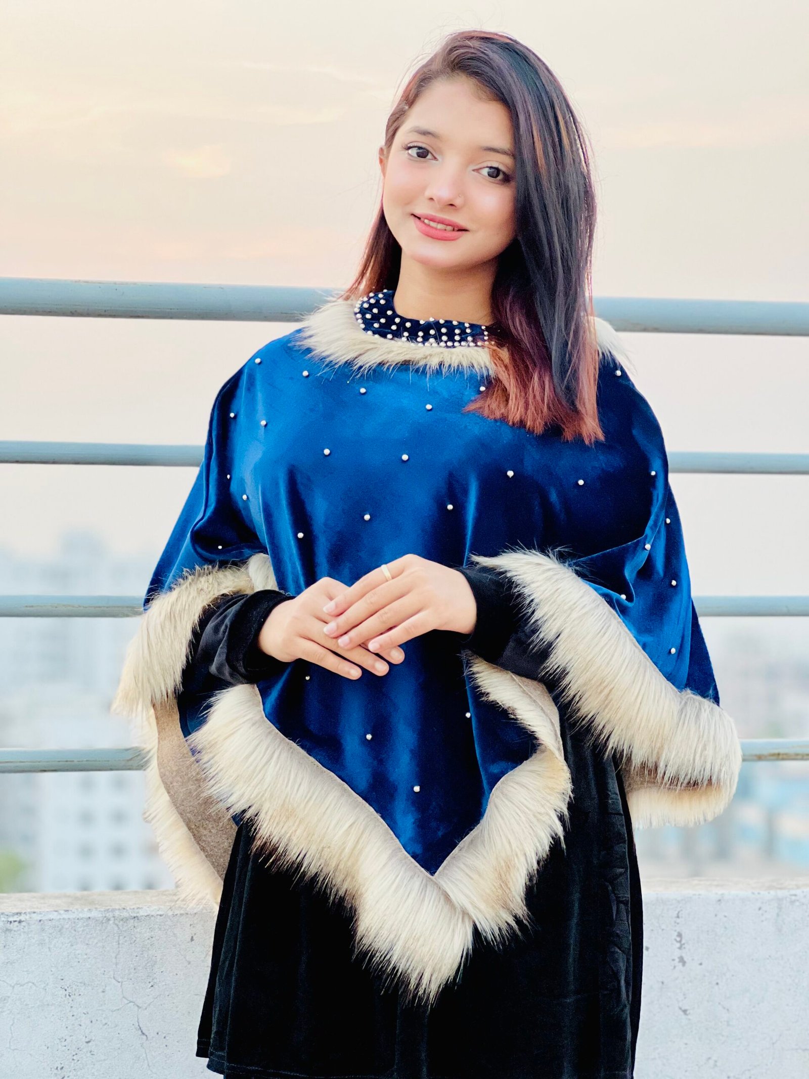 Premium Quality Poncho - Image 4